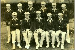 [251] 1933 1st XI