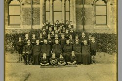 [439] U 29 School Photo